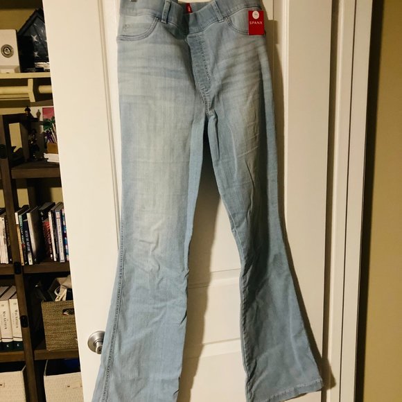 Spanx Flare Jeans, Light Wash - Picture 4 of 6